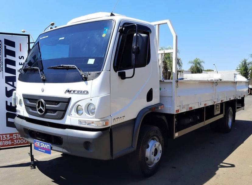 Mercedes-Benz Accelo 1017 2021