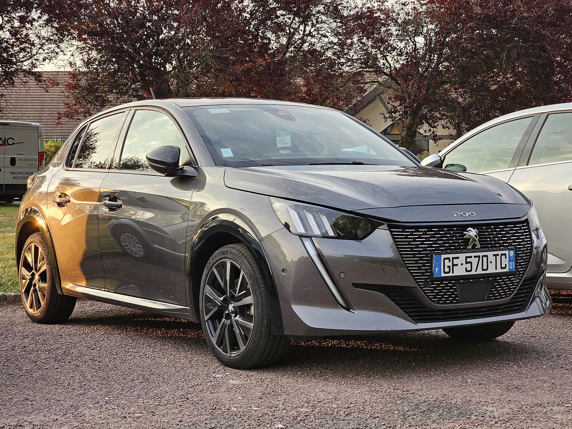 Peugeot 208 Allure 1.0 Turbo 2023